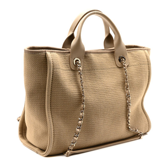 CHANEL
Mixed Fibers Small Deauville Tote Beige