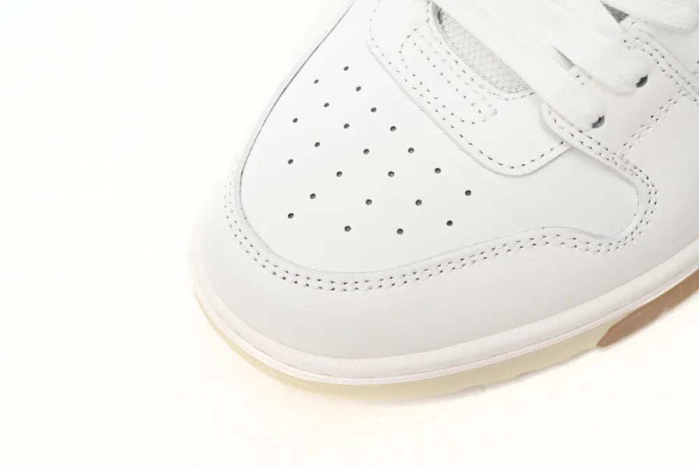 OFF-WHITE OOO LOW TOPS
FOR WALKING WHITE BLACK
