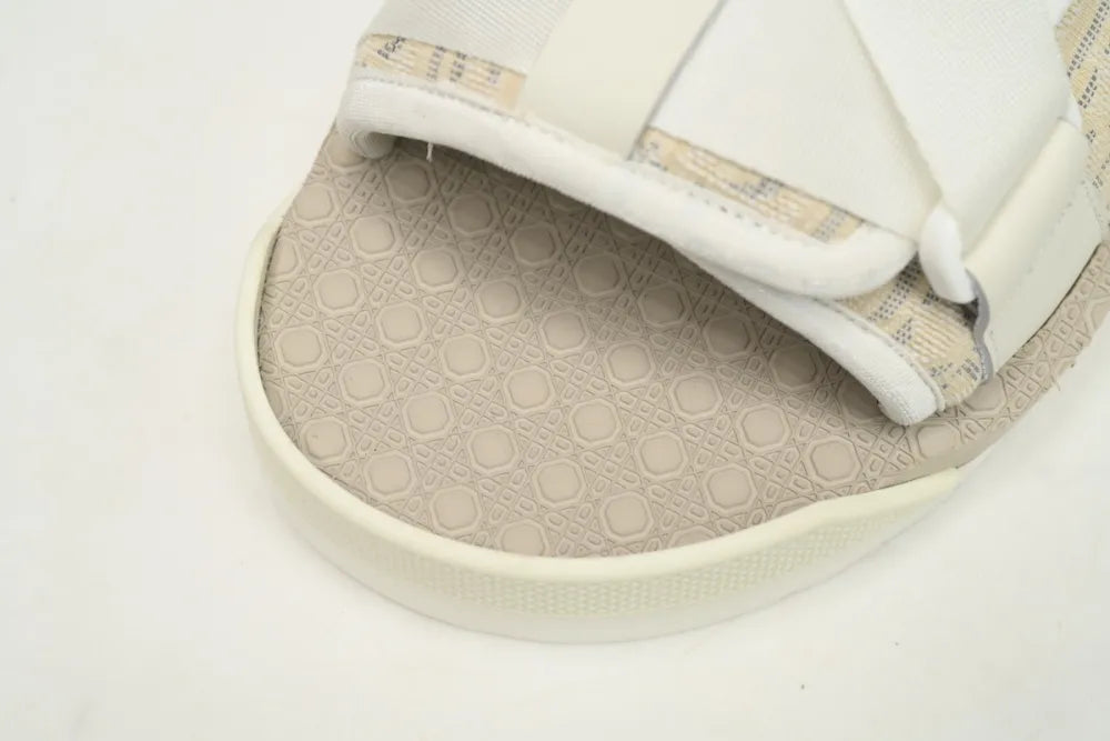 DIOR SLIDES WHITE