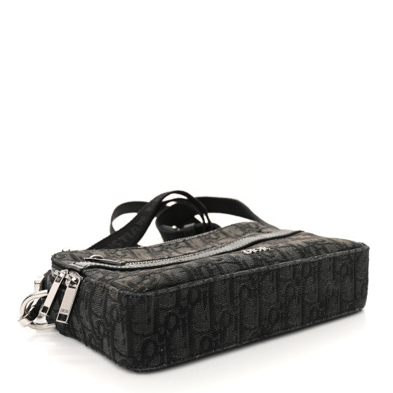 CHRISTIAN DIOR
HOMME Oblique Safari Messenger