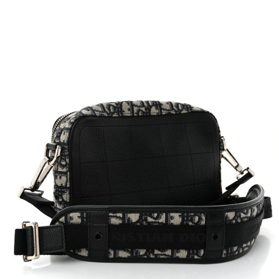 CHRISTIAN DIOR
HOMME Oblique Safari Messenger Blue