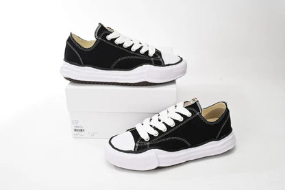 MMY BLACK