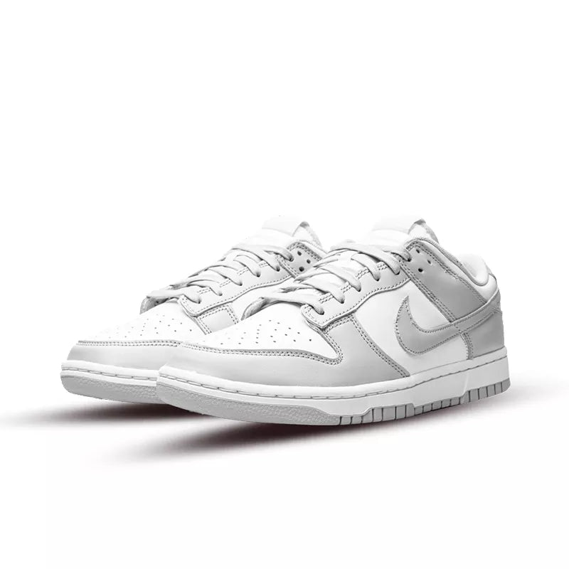 NIKE DUNK LOW
GREY FOG