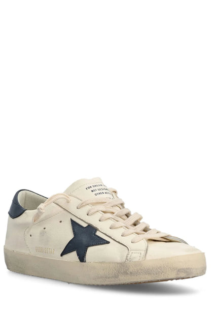 Golden Goose
Superstar sneakers
