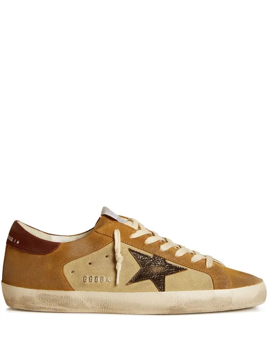 Golden Goose
Super Star sneakers