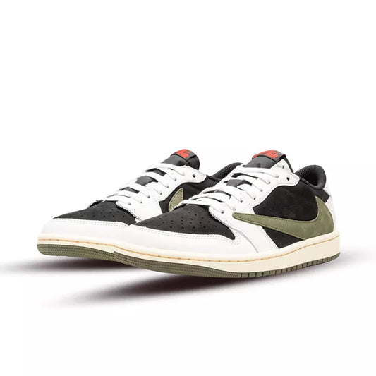 AIR JORDAN 1 RETRO LOW OG SP
TRAVIS SCOTT OLIVE