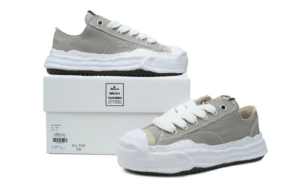 MMY GREY