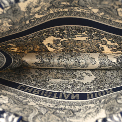 CHRISTIAN DIOR 
Canvas Embroidered Large Dioriviera Toile De Jouy Book Tote