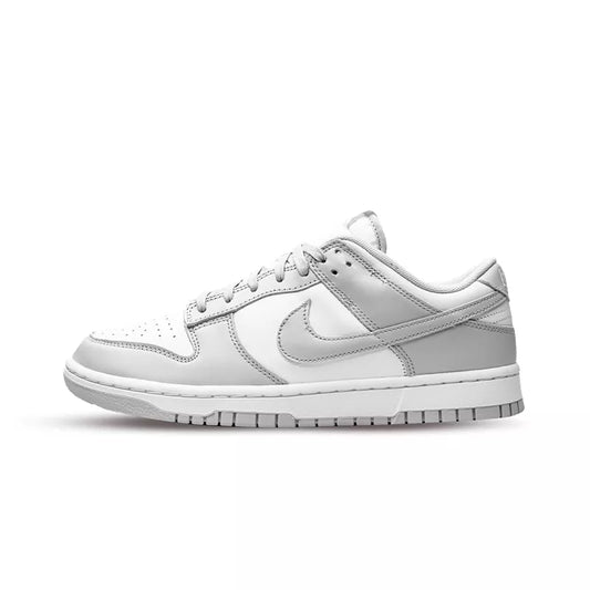 NIKE DUNK LOW
GREY FOG