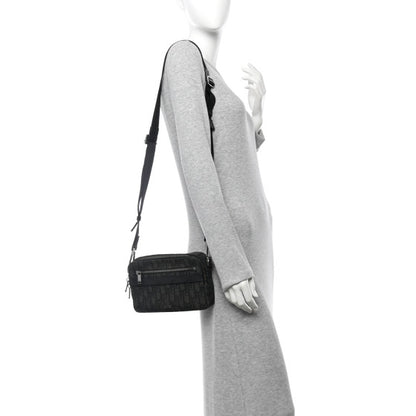 CHRISTIAN DIOR 
HOMME Oblique Safari Messenger