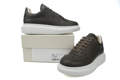 ALEXANDER MCQUEEN BLACK & WHITE