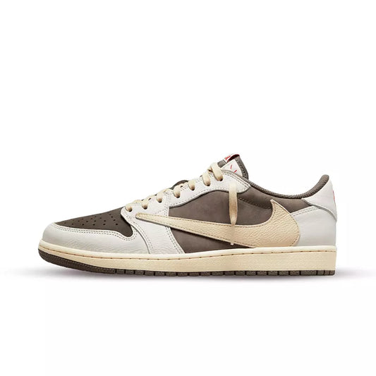 AIR JORDAN 1 LOW
TRAVIS SCOTT REVERSE MOCHA