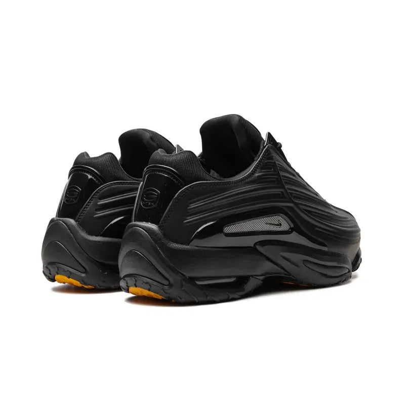 NIKE HOT STEP 2
DRAKE NOCTA BLACK