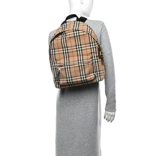 BURBERRY 
Vintage Check Jett Backpack Archive Beige