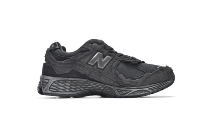 NEW BALANCE 2002R
