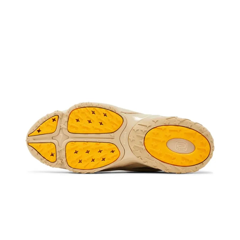 NIKE HOT STEP 2
DRAKE NOCTA WHITE