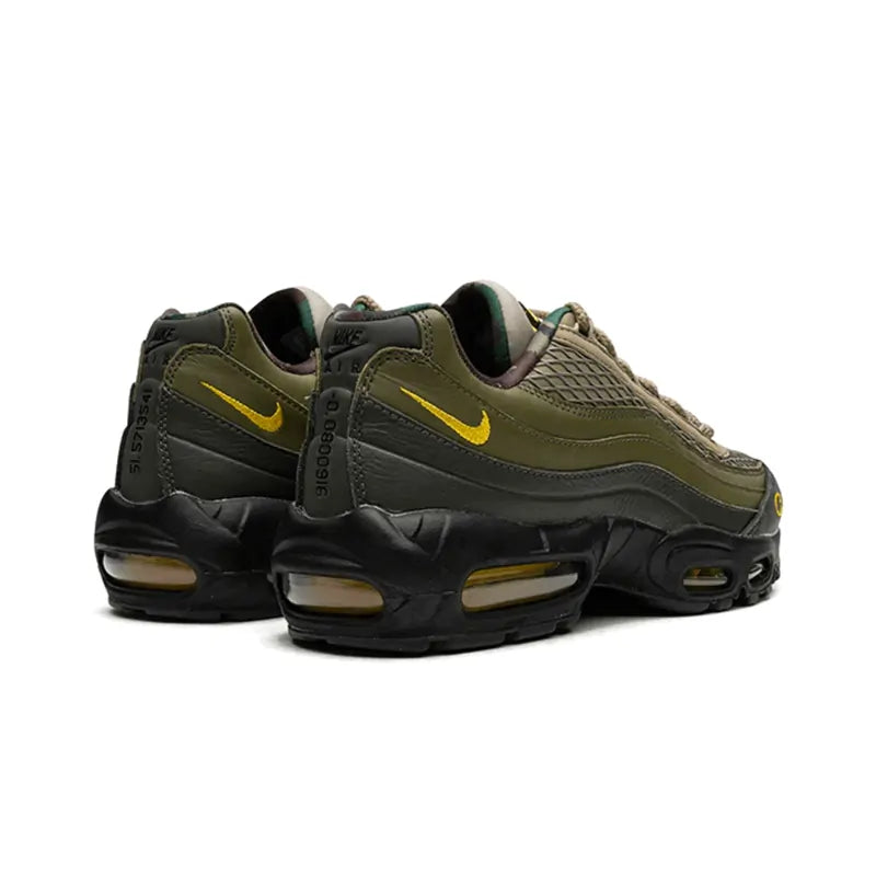 NIKE AIR MAX 95 SP
CORTEIZ GUTTA GREEN